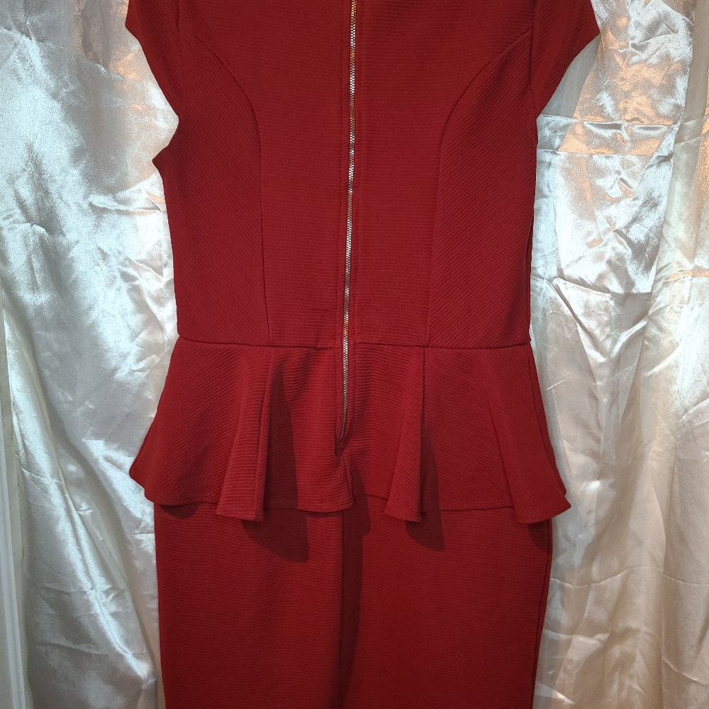 M Ruffle Waist Dress Bundle - Picture 6 of 13